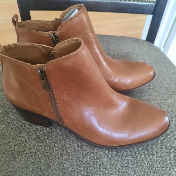NWOT Lucky Brand women's Basel Ankle Bootie, size 8.5 - Picture 4 of 9
